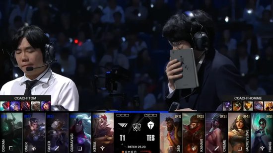 在韩国媒体近日放出的Ruler选手的夺冠采访中，Ruler选手对EDG的下路Leave选手和GEN的下路Peyz选手进行了称赞